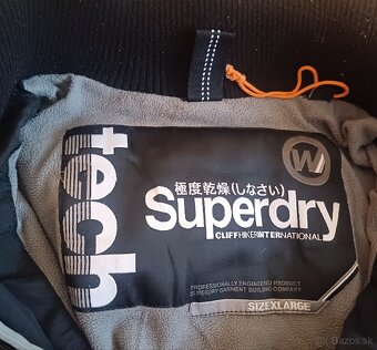 Superdry čierna windstopper - 4