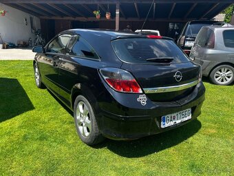 Opel Astra H GTC - 4