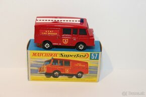 Matchbox SF Land Rover Fire truck - 4