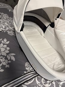 CYBEX Priam Lux Carry Cot Platinum Off White - 4