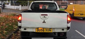 Mitsubishi L200 2.5Diesel Pickup 4x4 manual dovoz gb - 4