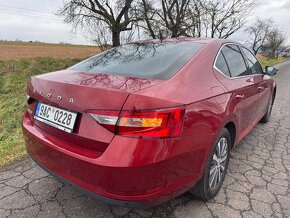 ŠKODA Superb 1.5 Tsi 110Kw DSG r.v 2022 naj 45tkm koupeno v - 4