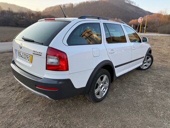 Skoda Octavia Scout 2.0TDI 4x4 103 kw - 4