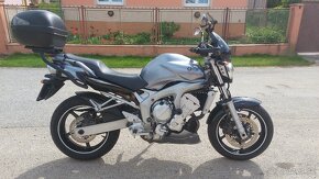 Yamaha FZ6 - 4