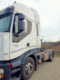 Ťahač Iveco stralis manuál. - 4