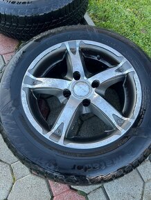 Zimné pneumatiky 195/65 R15 na elektrónoch - 4