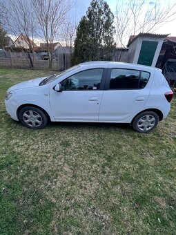 Dacia sandero 2019 havarované - 4