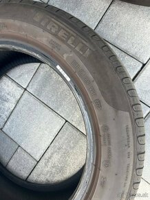 Pirelli 225/55 R17 letné - 4