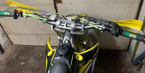 Suzuki rmz 250 - 4