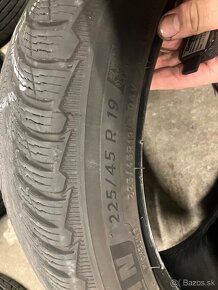 Michelin 225/45 R19 zimné - 4