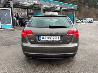 Audi A3 Sportback 1.6 TDI 105k DPF Ambiente (2012) - 4