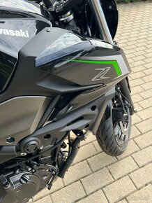 Kawasaki Z500 čierna - 4