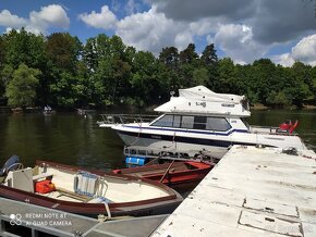 Obytná loď Carver 26 Flybridge - 4