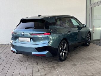 BMW iX nxDrive40 Sportpaket - 4