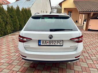 Škoda Superb III Combi 2.0TDI 140kw DSG Sportline - 4