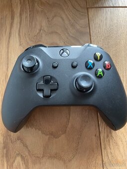 Predám Xbox One 500GB + Controller - 4