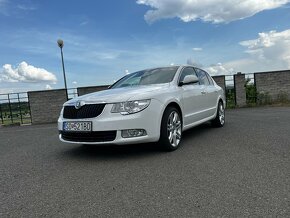 Škoda Superb 3.6 FSI V6 4x4 Elegance DSG 260PS - 4