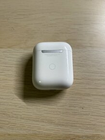 Apple AirPods 2 - 4