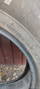 BFGoodrich 205/70/R15 96H A/T - 4