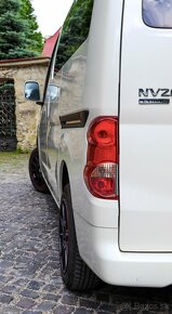 NISSAN NV200 1,5D 7-miestne - 4