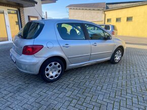 Peugeot 307 1.4i - 4