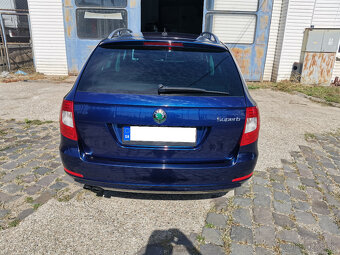 Škoda Superb COMBI 2.0 TDI CR 125KW  4x4 Ambition - 4