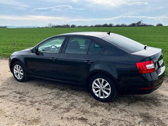 Predám Škoda Octavia 2.0 TDI Style DSG - 4