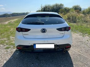 Mazda 3 2.0 Skyactiv Benzín + HEV - 4