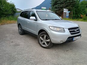 Hyundai SantaFe - 4