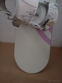 156 cm krasny damsky snowboard BURTON EZ V-ROCKER - 4