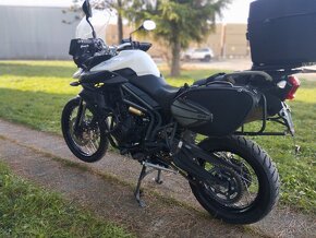 Triumph Tiger 800 XC - 4