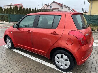 Suzuki Swift 1.3 Diesel - 4