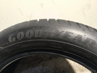 235/55 R19 Celoročné pneumatiky Goodyear Vector 2 kusy - 4