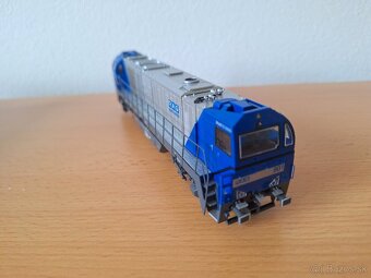 H0 lokomotiva Vossloh 2000 - 4