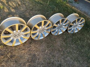 5x112 R18 a 5x100 R18 VW - 4