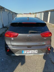 Kia Niro 1,6 hybrid - 4