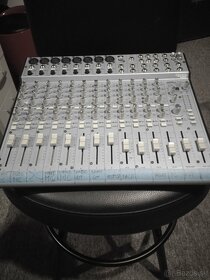 Mix Alesis - 4