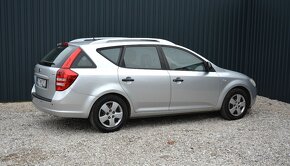 KIA Cee’d Sporty Wagon 1.6 SR. voz - 4