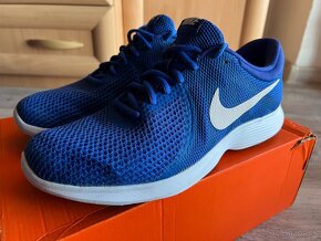 Nike Revolution 4 Royal Blue (modrá) - 4