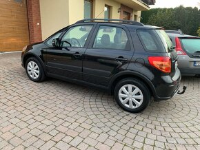 Suzuki sx4 1,6 benzín 88kw 2013 - 4