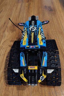 Lego Technic 42095 Stunt Racer - 4