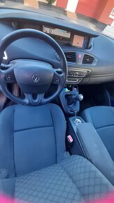 Renault Scenic - 4