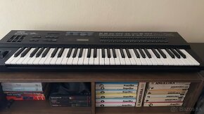 Yamaha DX7s - 4