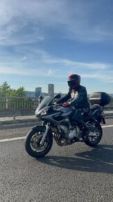 Yamaha FZ6 - 4