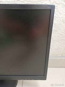 LCD monitor philips 223V5L - 4