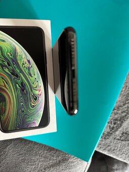 iPhone XS 256GB Black - 4