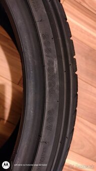 zimné pneu. zn. GripMax SureGrip Pro  235/40 R20 96V - 4