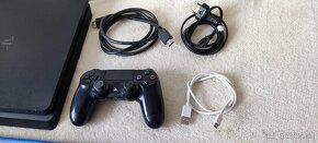 Playstation4 slim s hrami - 4