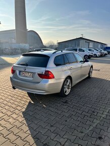 BMW 330XD 170kW e91 - 4