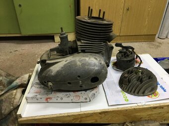 Motor jawa 175/450 - 4